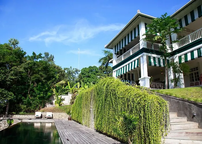 Bed & Breakfast Maison Simba Tanah Lot