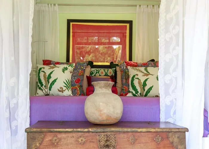 Bed & Breakfast Maison Simba Tanah Lot